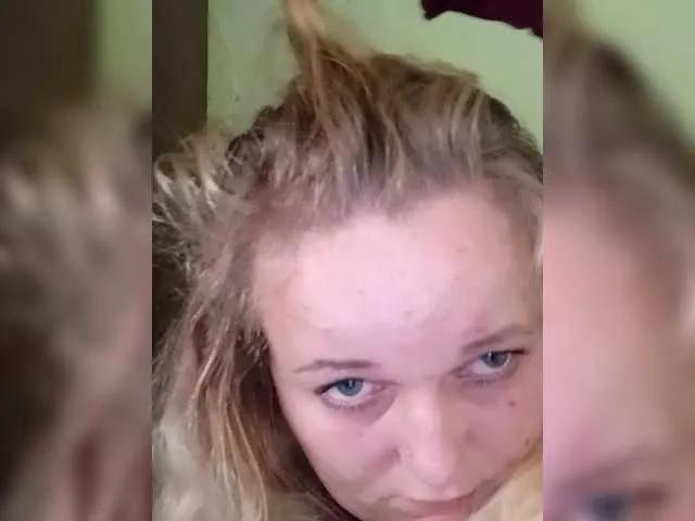 EmmaXlove on BongaCams 