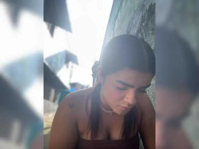 Kailysweet16 — I must confess that I love that they make my clitoris vibrate I have a function of the purchase of the vibrator and you get control, I love to play with my big ass and my pussy I love games with my tits that treat me like a queen I will always say...