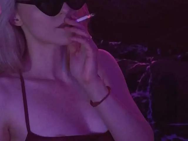 LollyGirlMoon on BongaCams 