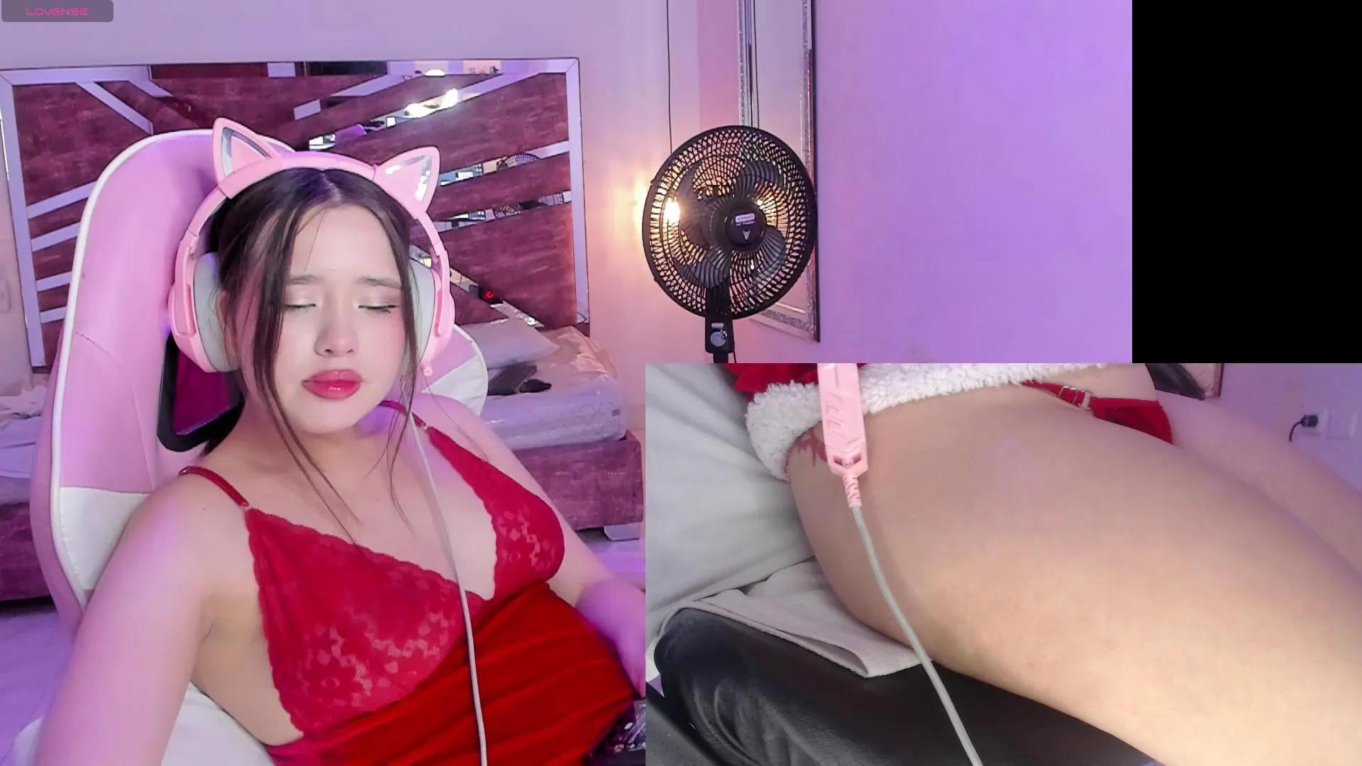 Ashley_sa —  #schoolgirl #anal #pussy #feet #gamer #squirt #amateur