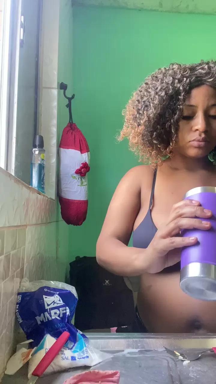 Danixayume20 on Cam4