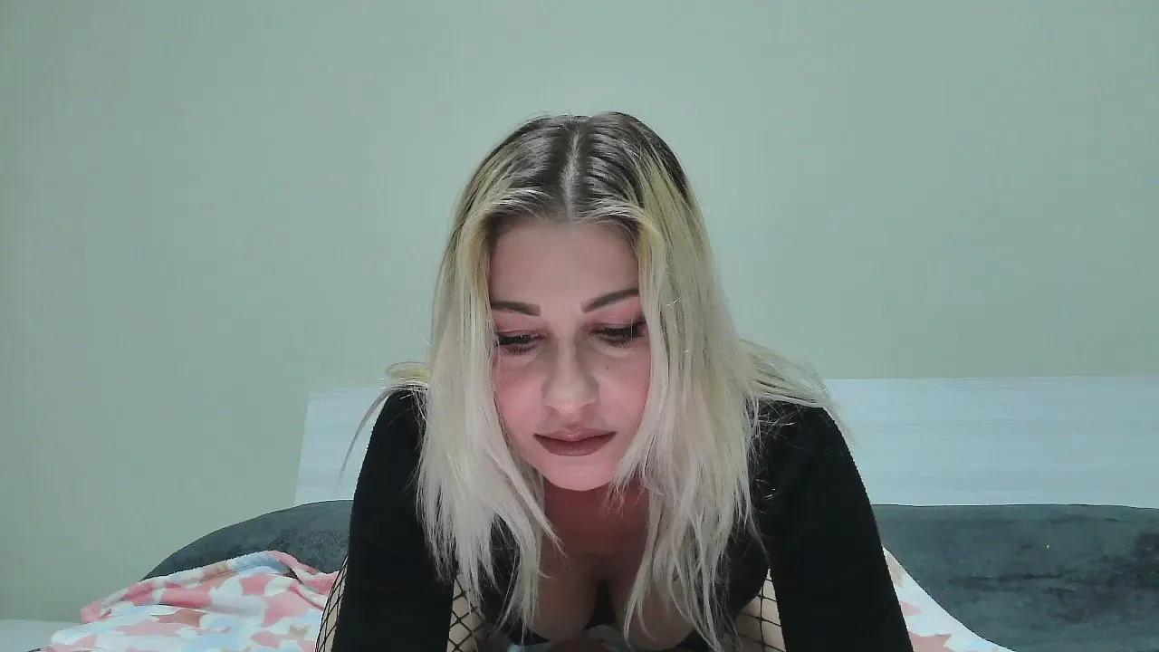 evakisimovareal on Cam4