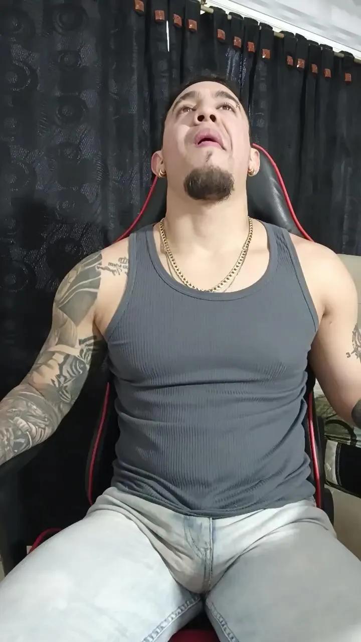 Im_massimo777 on Cam4 