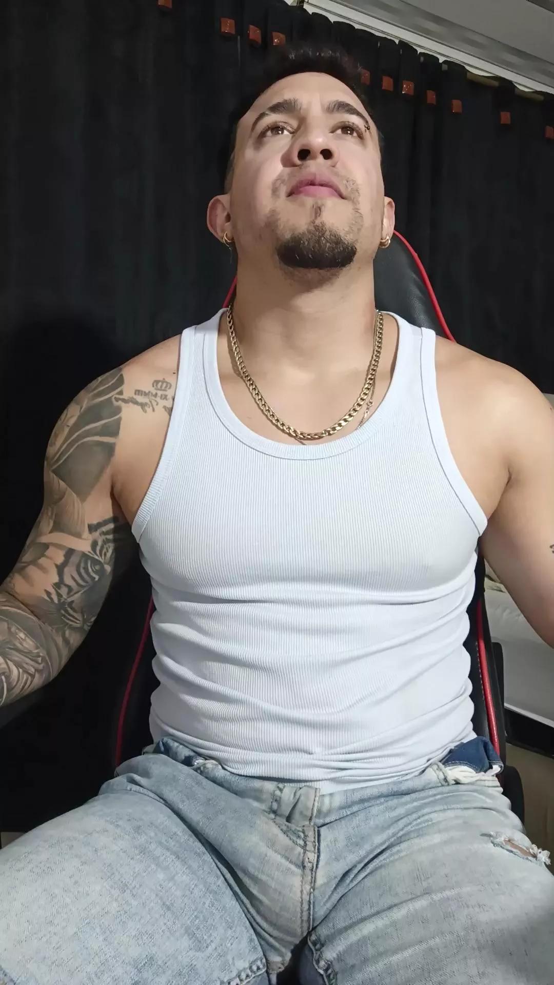 Im_massimo777 on Cam4 