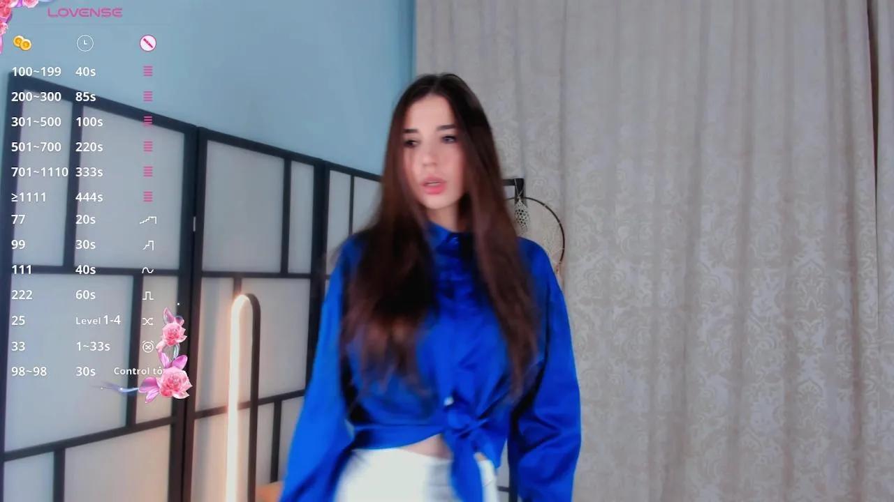 JeannaMoneyhun —  #schoolgirl #masturbation #striptease #cute #ass