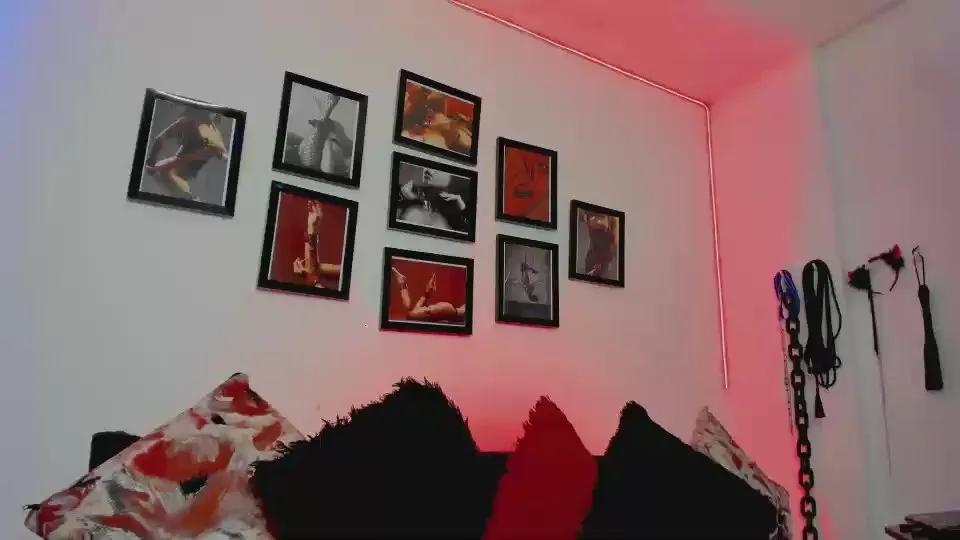 MistressNyx_cg —  #C2C #strapon #taboo #femdom #pussy #feet #bdsm