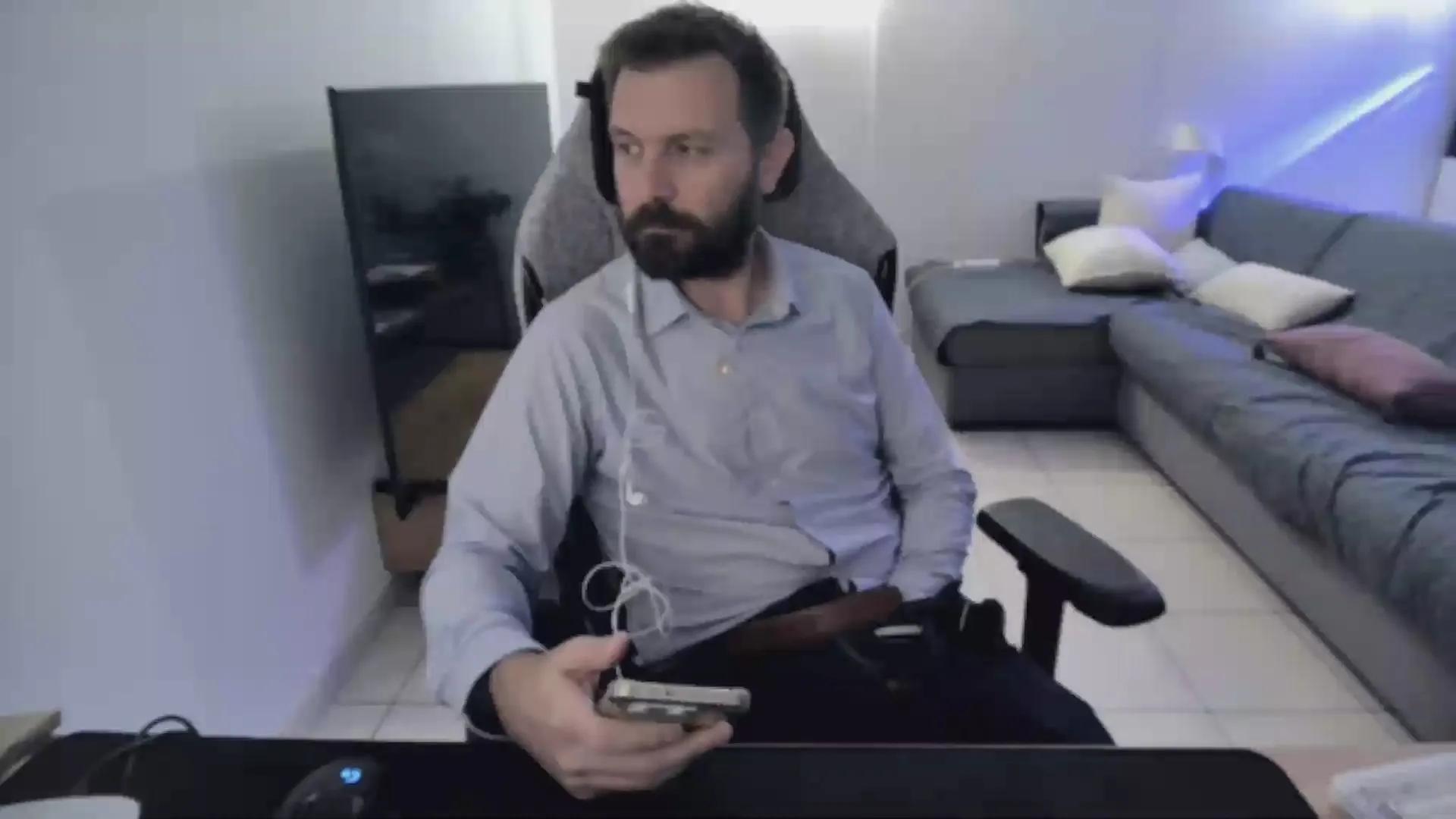 moi92160 —  #amateur #analtoys #cum #anal