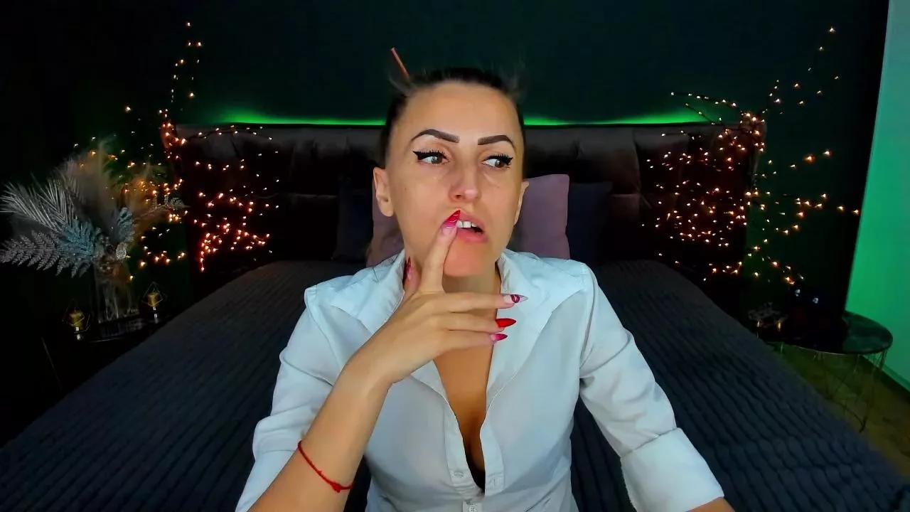 Rebeca_Diamond on Cam4 