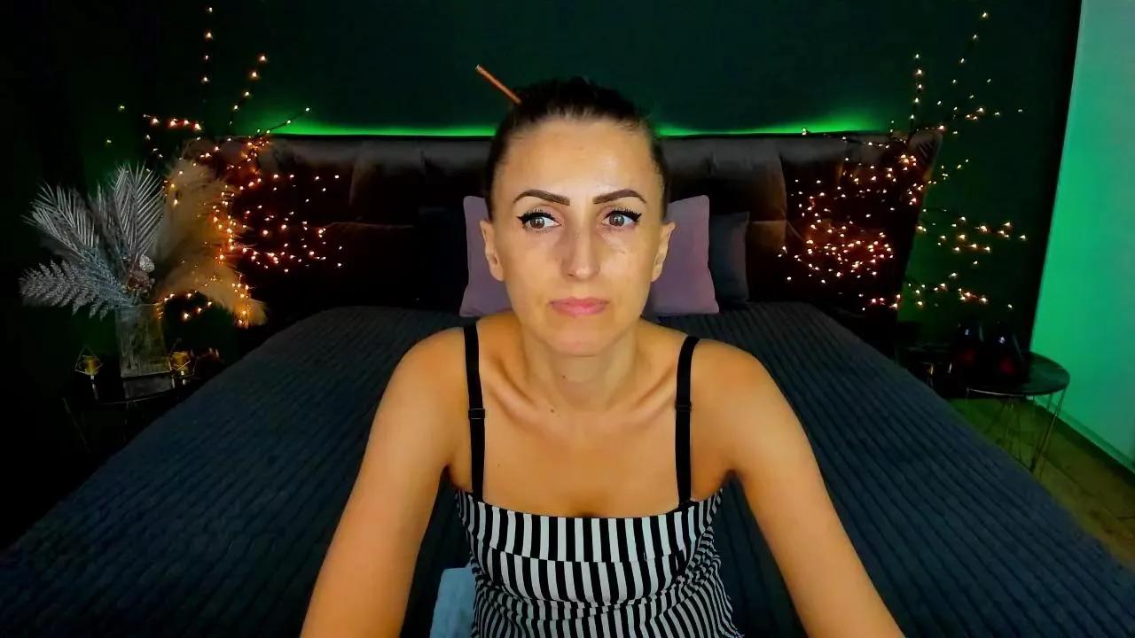 Rebeca_Diamond on Cam4 