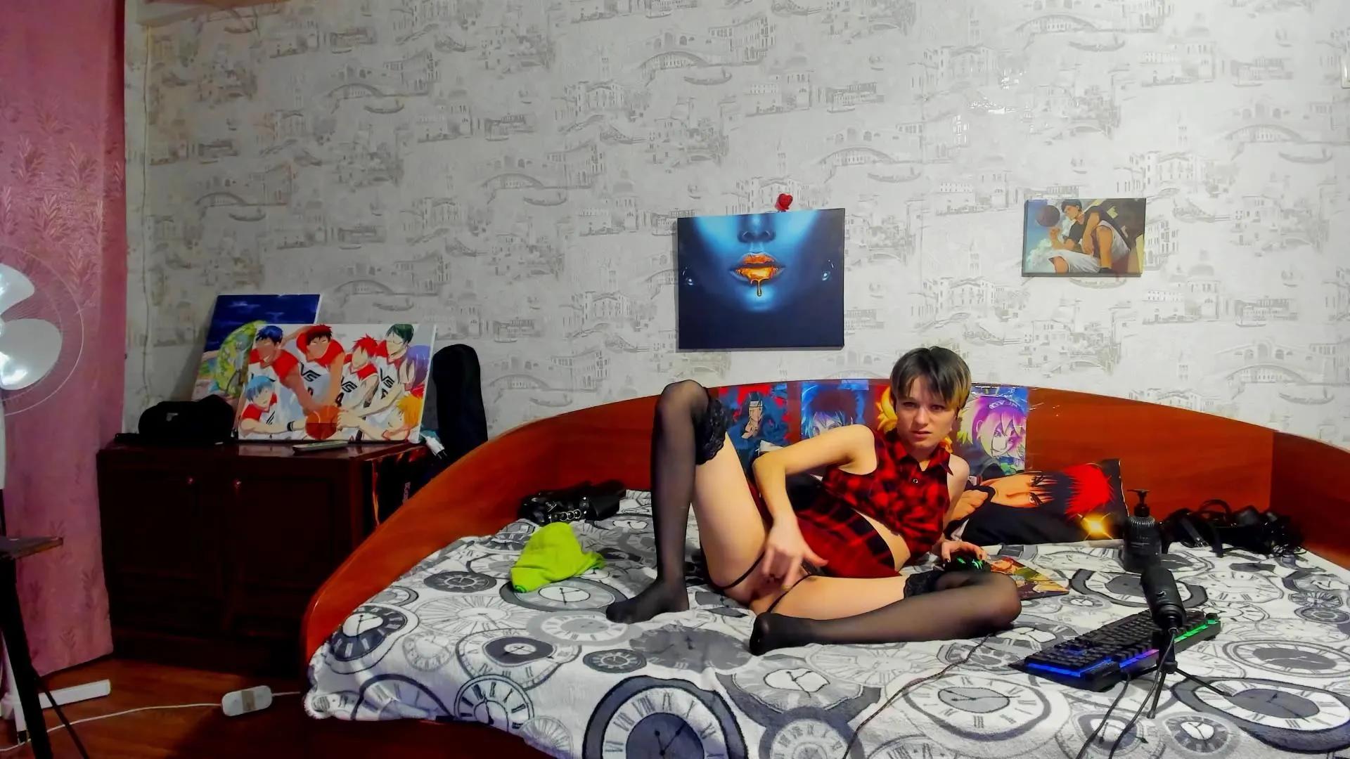 SakuraUchiha —  #taboo #armpits #schoolgirl #analtoys #C2C #deepthroat #blowjob