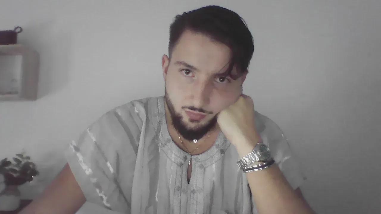 Sexyboyshow69 on Cam4