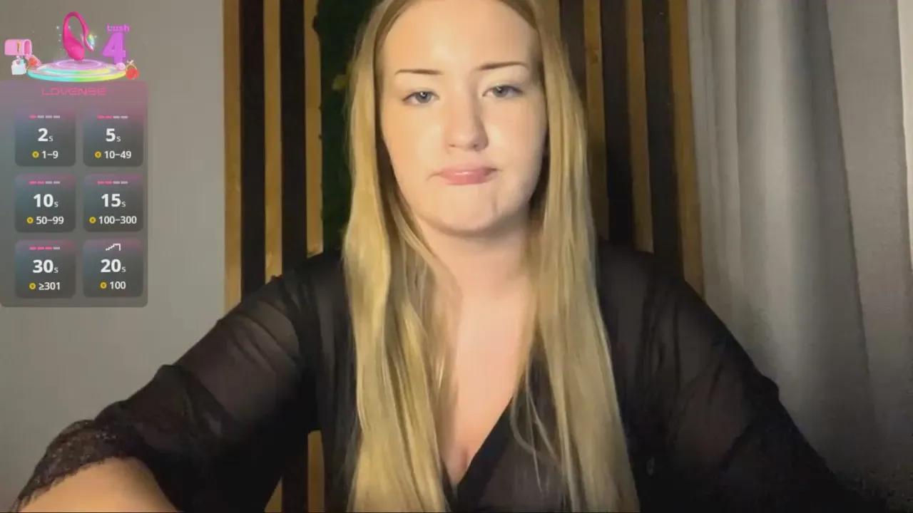 TresaBilder —  #bigass #C2C #masturbation #schoolgirl #spanking #ass #feet