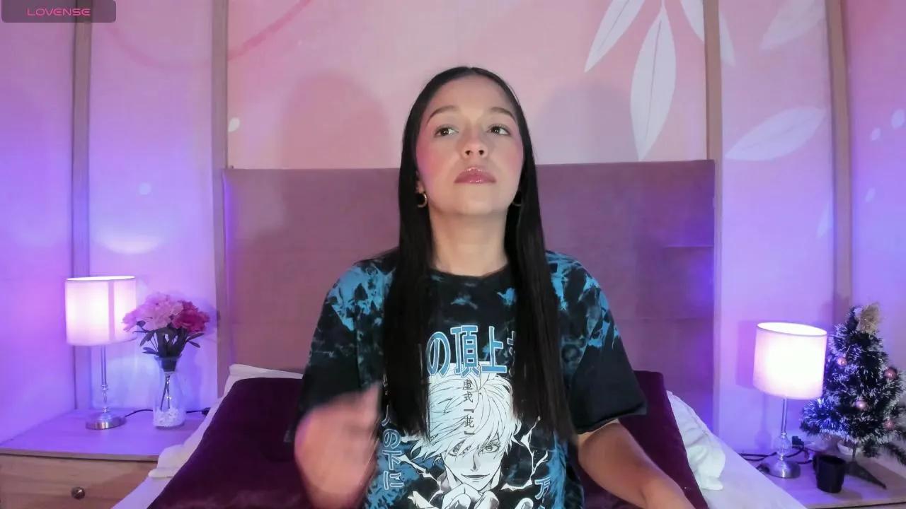 Vilu_muse —  #schoolgirl #striptease #cosplay #spanking #ass #feet #amateur