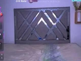 amber-love04 — Show boobs + lick nipples [Multi Goal]