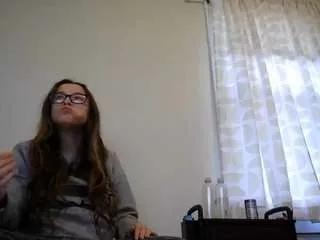 bambi8113 — Golden Ticket Show: pussy play (300 tokens per ticket)