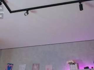 cassie-reed on CamSoda 