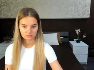 donna-crawford on CamSoda 