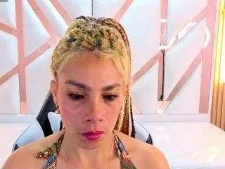 ferchis-conejita-tp — naked with vibrator foam in the ass [200 tokens remaining]