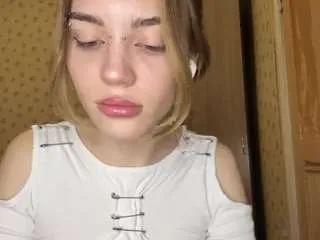 loreneevanchyk — Do 5 slaps on the butt [GOAL MET]