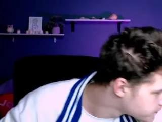 lucas-long — Show hot ass [77 tokens remaining]