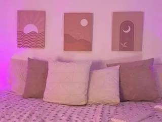 mia-heart — LET'S HAVE FUN!! COME AND CONTROL ME FOR 69 TKS!! 10 TKS ULTRAHIGH VIBRATIONS!! - SNAPCHAT 4 LIFE 25 TKS - FAV VIBES: 11-22-69-333-666 [22 tokens remaining]