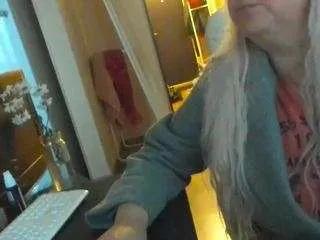 pamdirtyplay on CamSoda