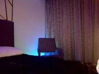 quinnmariexo — Public pussy play til orgasm [1495 tokens remaining]