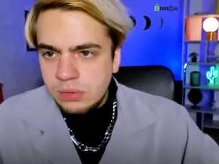 robin-spy — my first goal [333 tokens remaining]