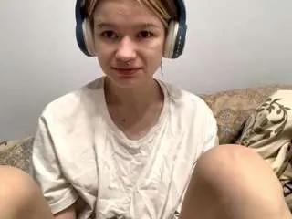 rosinamcwhirter on CamSoda