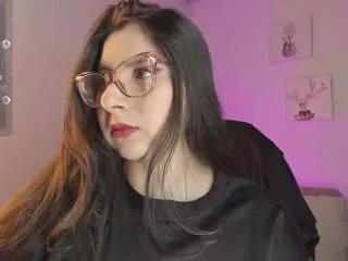 roxxanne-bail on CamSoda 