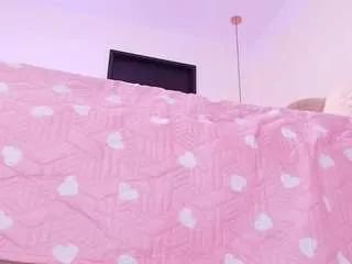 sarakaisy on CamSoda