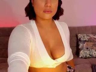 sarawiilson on CamSoda 