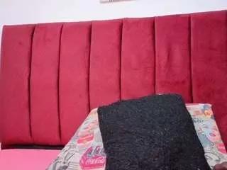 selena-castillo on CamSoda