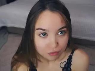 vernitabelluomini — play with fake sperm [60 tokens remaining]