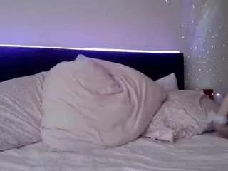 vixxenn97 on CamSoda 