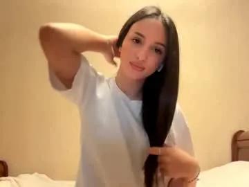 elizabethrabin — Goal: airkiss x3. Hi, Mia here! Studying people! #new #shy #young #teen #18 [25 tokens remaining]