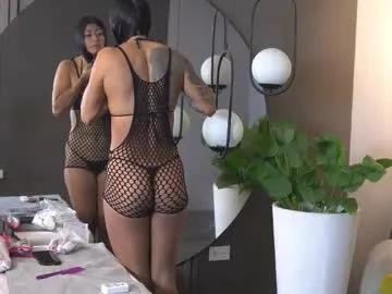 kim_beckett — #fit #smile #muscle #smalltits #ebony [1347 tokens remaining]