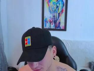 ahiezer — Freechat on Flirt4Free