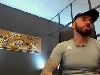 armand — Freechat on Flirt4Free