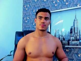 dominic_salazar — Freechat on Flirt4Free