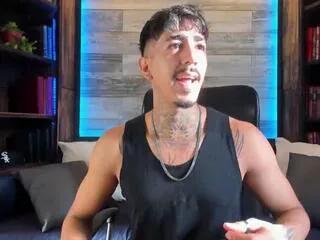 donovan_desmond on Flirt4Free 