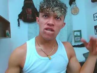 lucas_luxx — Freechat on Flirt4Free