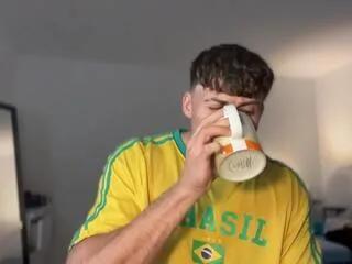 noah_sandler — Freechat on Flirt4Free