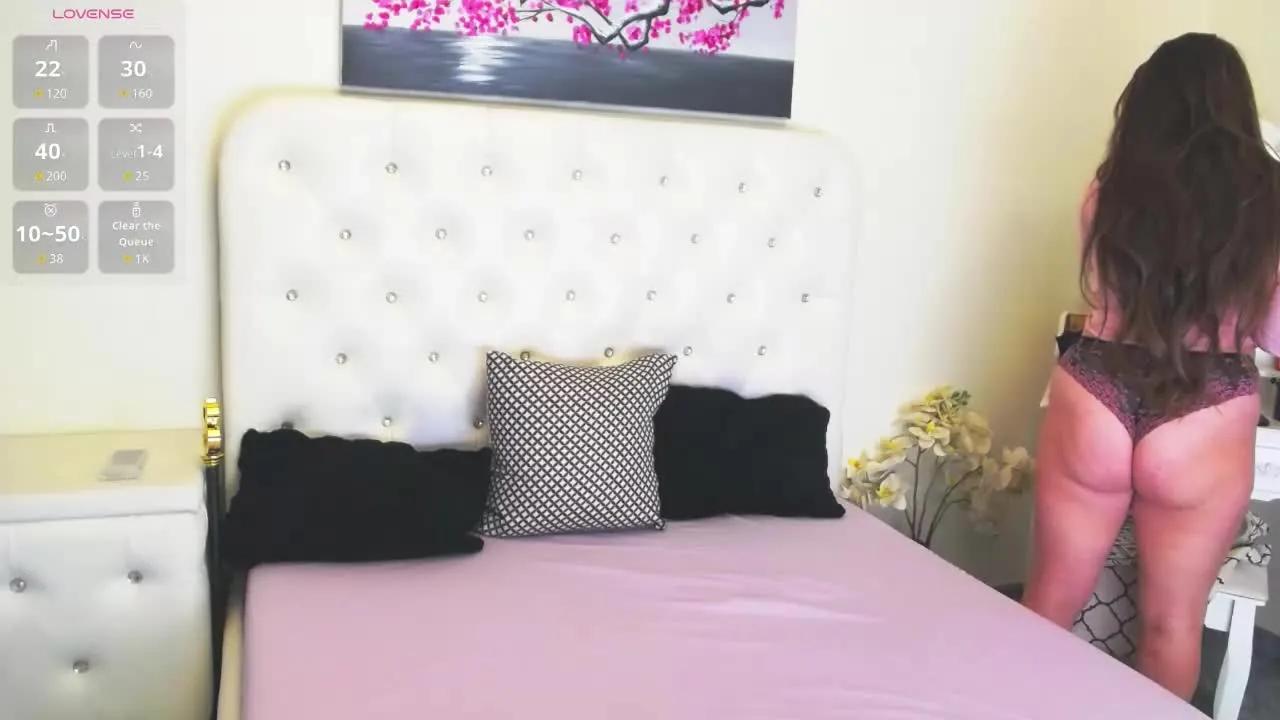 Ysabell01 on Streamray