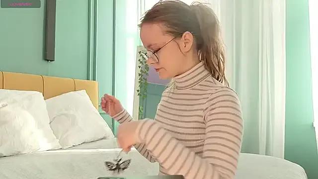 CassieCool on StripChat 