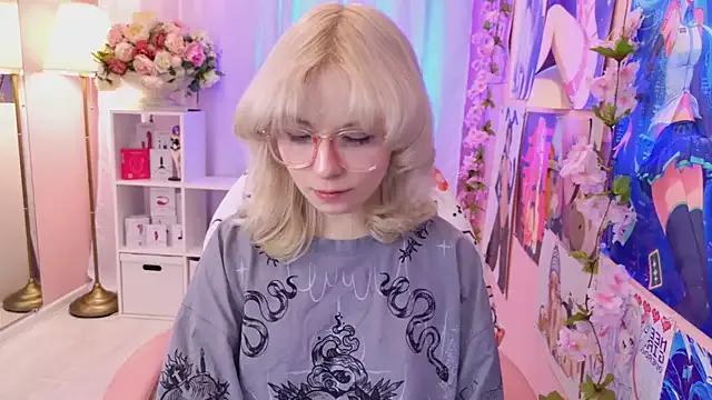 Coconut_Mia on StripChat 