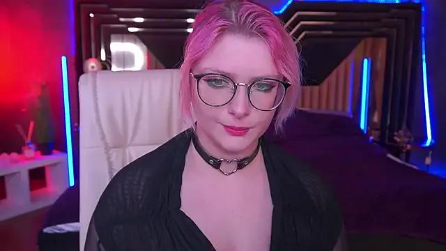 CoolTatis on StripChat 