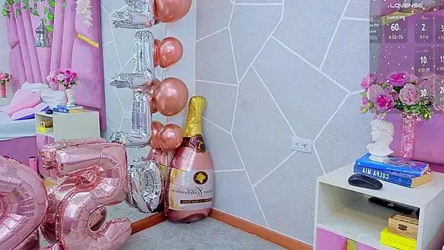 EmmyCortez on StripChat 