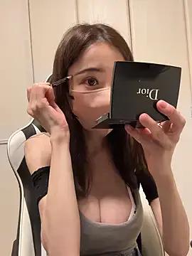 ericiii — Freechat on StripChat