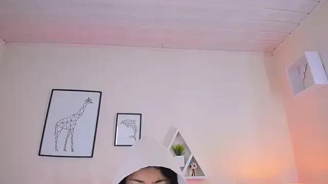 LusyKitty — Show me your juicy pussy